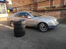 Mercedes-Benz CLK 2.0, снимка 4