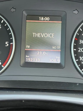 VW Touran 1.6  | Mobile.bg    15