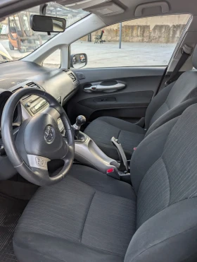 Обява за продажба на Toyota Auris 1.4 D4D ~6 100 лв. - изображение 9