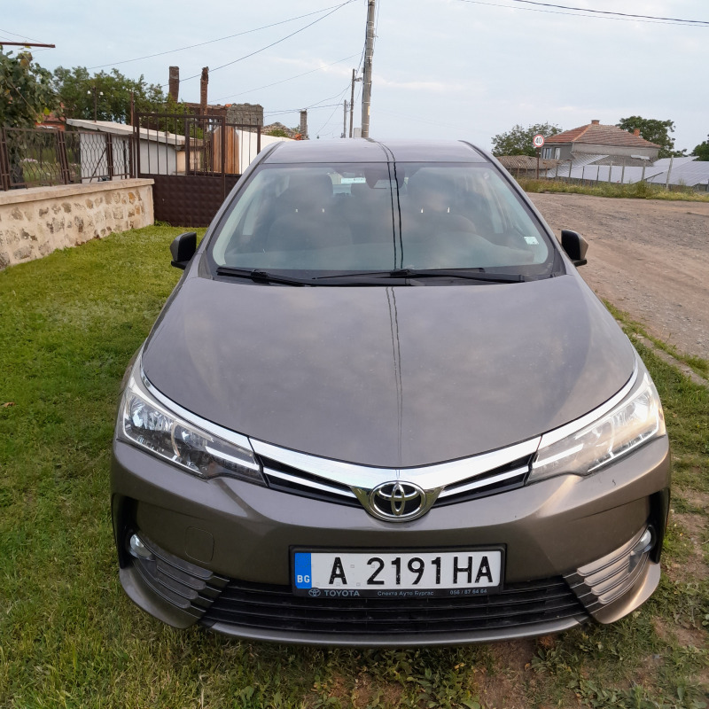 Toyota Corolla, снимка 1 - Автомобили и джипове - 46244376