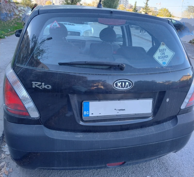 Kia Rio, снимка 3 - Автомобили и джипове - 47671739