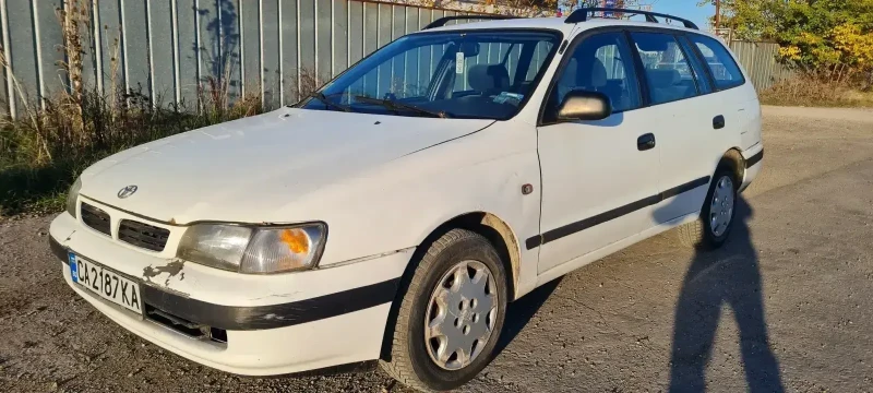 Toyota Carina 1.6 GLI 16V 283300/km, снимка 3 - Автомобили и джипове - 48086441