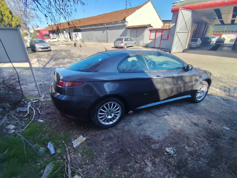 Alfa Romeo Gt, снимка 2 - Автомобили и джипове - 49379133