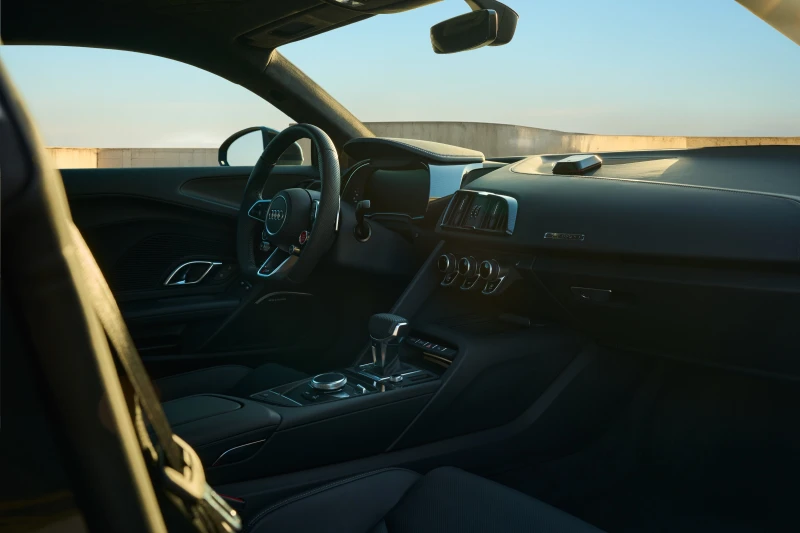 Audi R8 PERFORMANCE, снимка 13 - Автомобили и джипове - 52065835