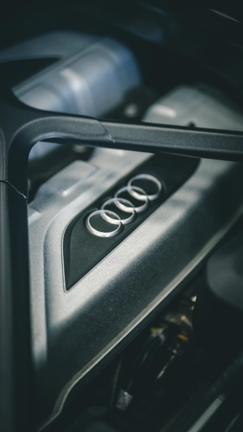 Audi R8 PERFORMANCE, снимка 4 - Автомобили и джипове - 52065835