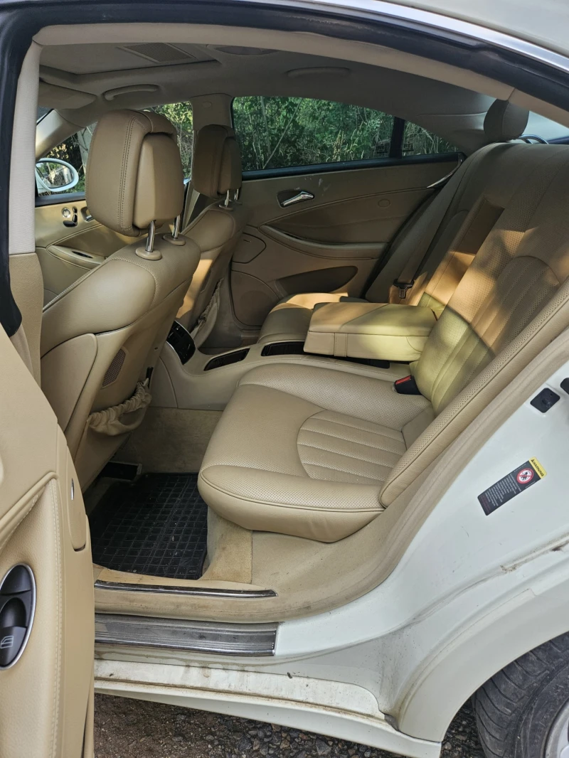 Mercedes-Benz CLS 550, снимка 8 - Автомобили и джипове - 52493157