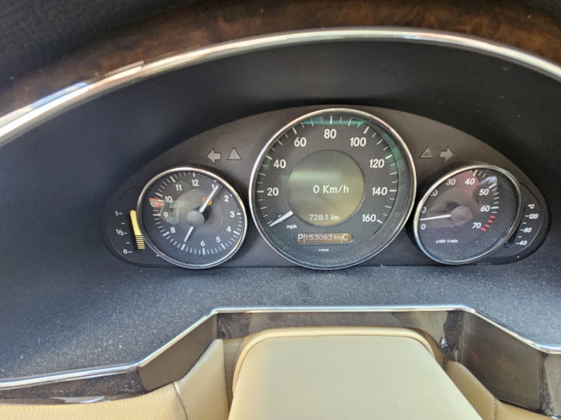 Mercedes-Benz CLS 550, снимка 5 - Автомобили и джипове - 52493157