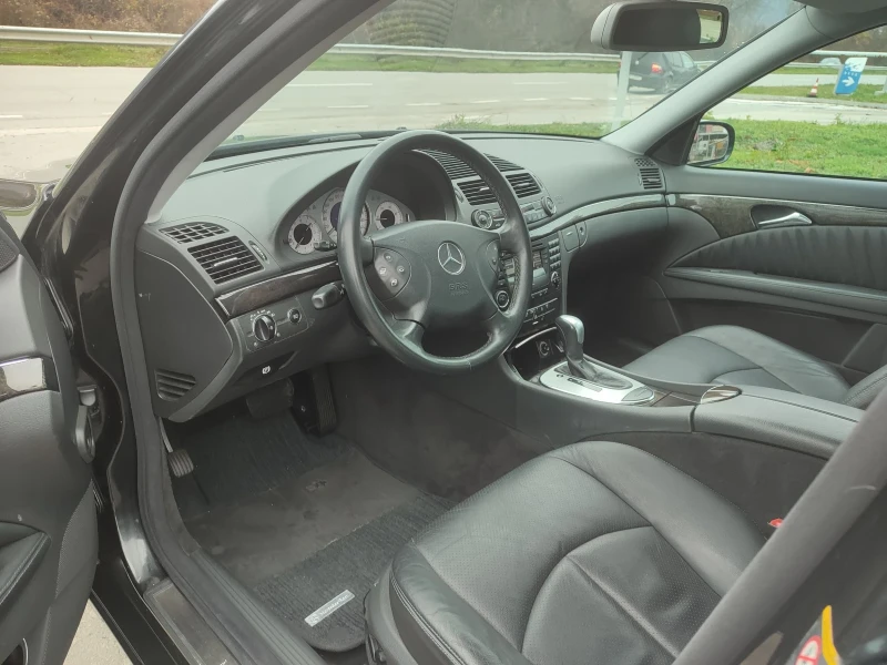 Mercedes-Benz E 320 320cdi 204cv, снимка 8 - Автомобили и джипове - 52771194