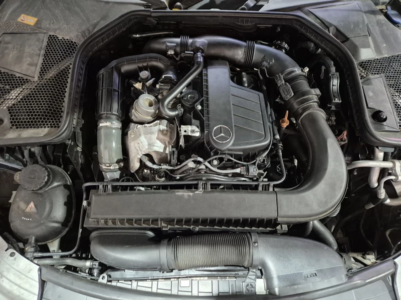 Mercedes-Benz C 180 Auto Sport Plus, снимка 13 - Автомобили и джипове - 52774807