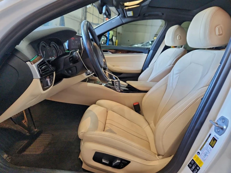 BMW 530 ПОДГРЕВ* КАМЕРА* КЕЙЛЕС* LANE* ASSIST, снимка 7 - Автомобили и джипове - 52848734