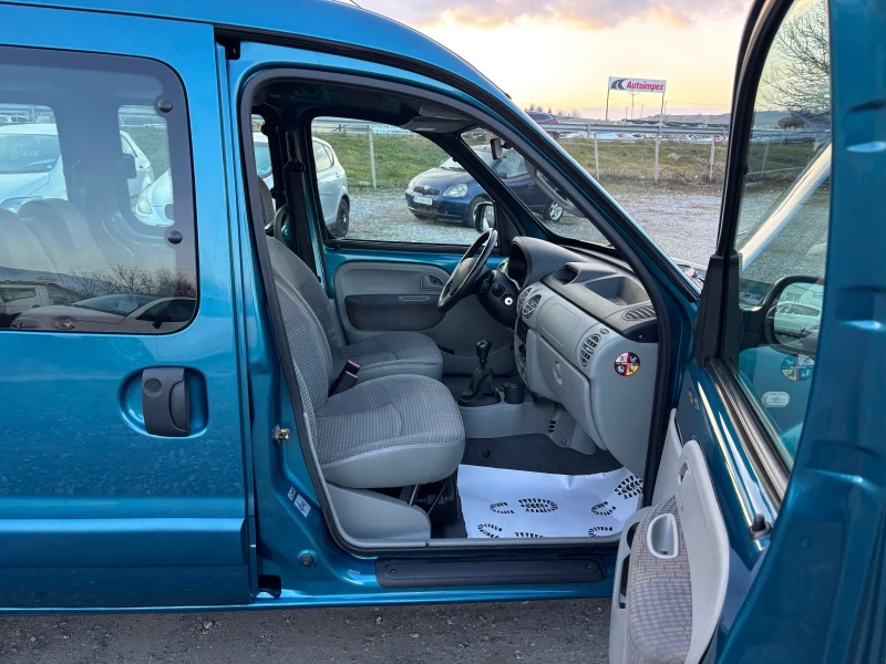 Renault Kangoo 1.6, снимка 8 - Автомобили и джипове - 52886686