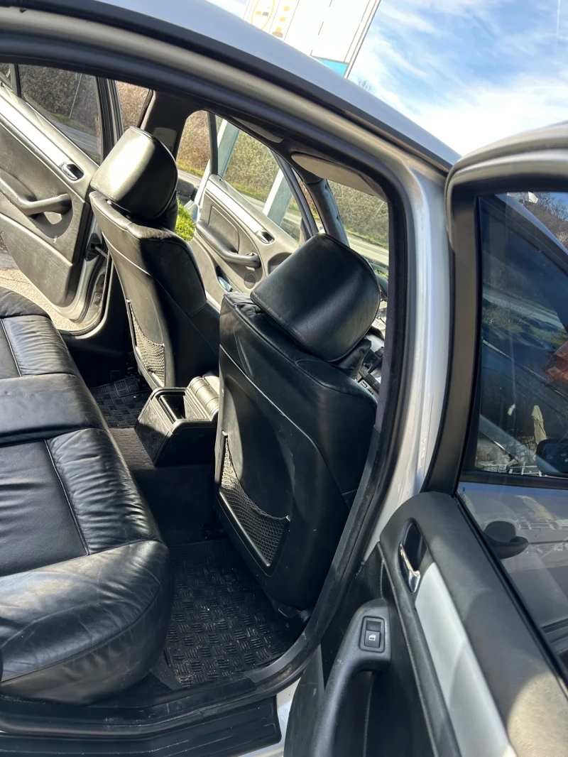 BMW 320, снимка 8 - Автомобили и джипове - 53041745