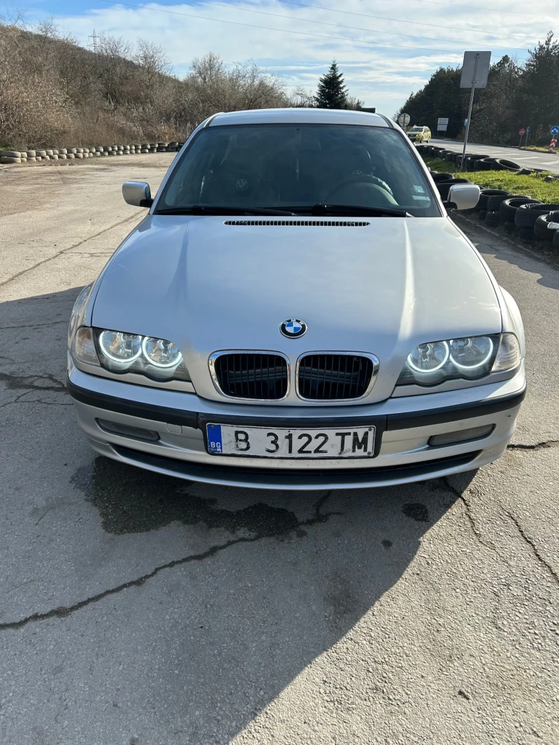 BMW 320, снимка 2 - Автомобили и джипове - 53041745