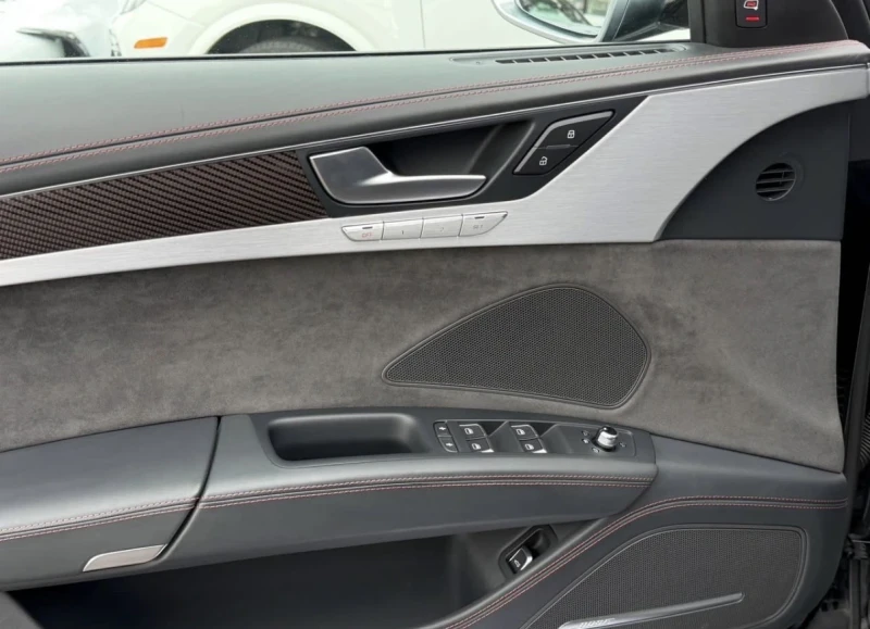 Audi S8 PLUS * * HEAD UP * * ОБДУХВАНЕ * * 360 КАМЕРА * * , снимка 11 - Автомобили и джипове - 53119614