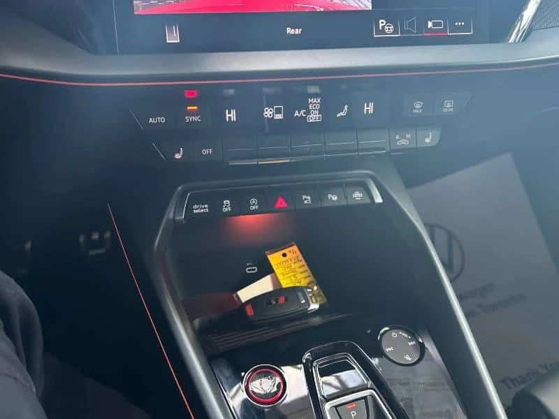 Audi S3 * Technik * CARFAX * ЦЕНА ДО БГ, снимка 10 - Автомобили и джипове - 53710403