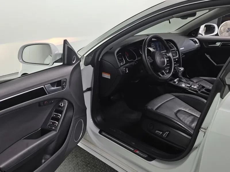 Audi A5 2.0 TDI Quattro, снимка 10 - Автомобили и джипове - 55013047
