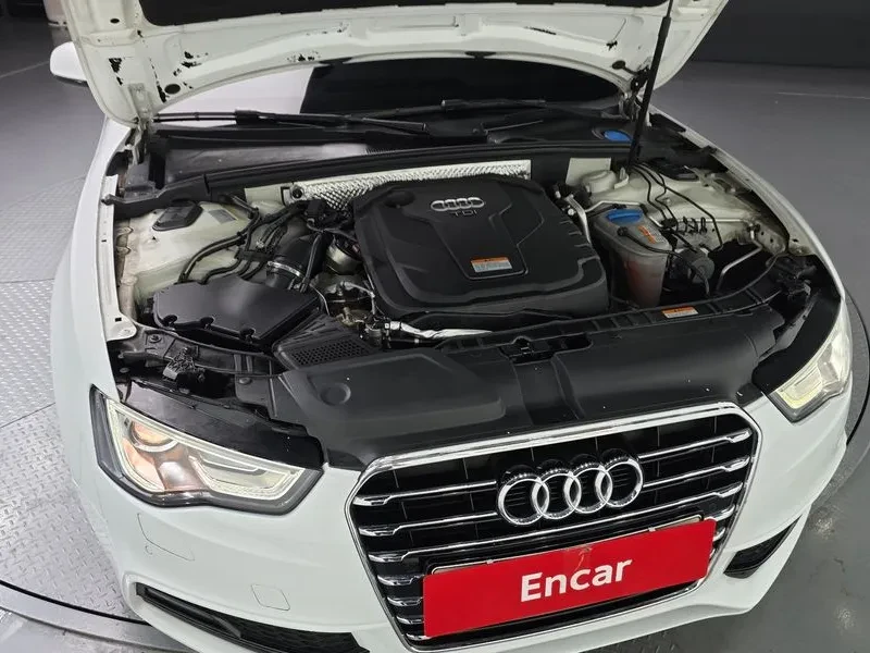 Audi A5 2.0 TDI Quattro, снимка 6 - Автомобили и джипове - 55013047