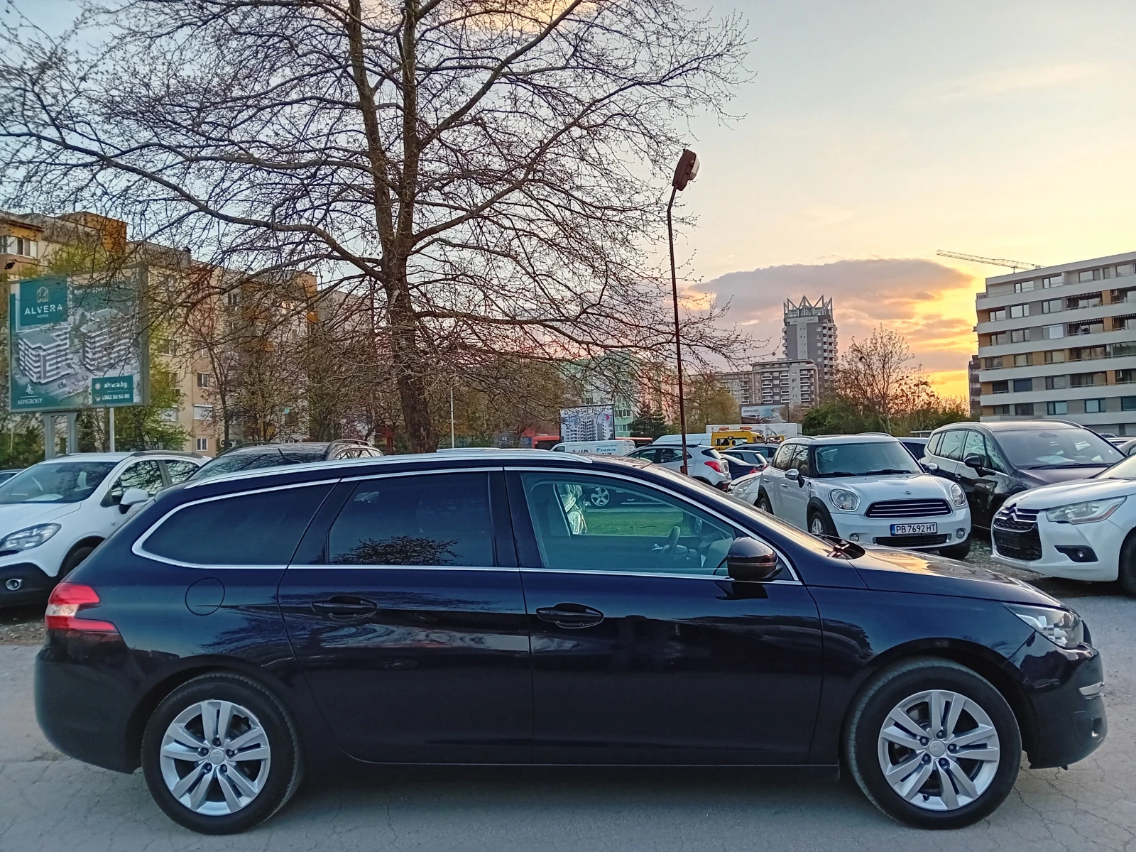 Peugeot 308 1.6HDI NAVI/KAMERA/PANORAMA EURO 6 - изображение 7