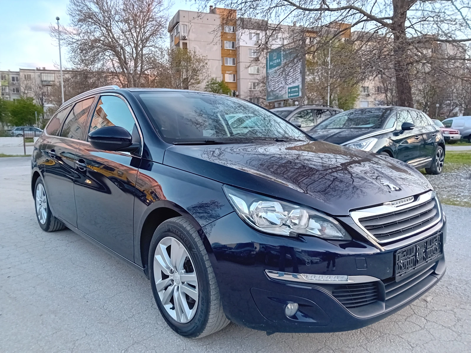 Peugeot 308 1.6HDI NAVI/KAMERA/PANORAMA EURO 6 - изображение 2