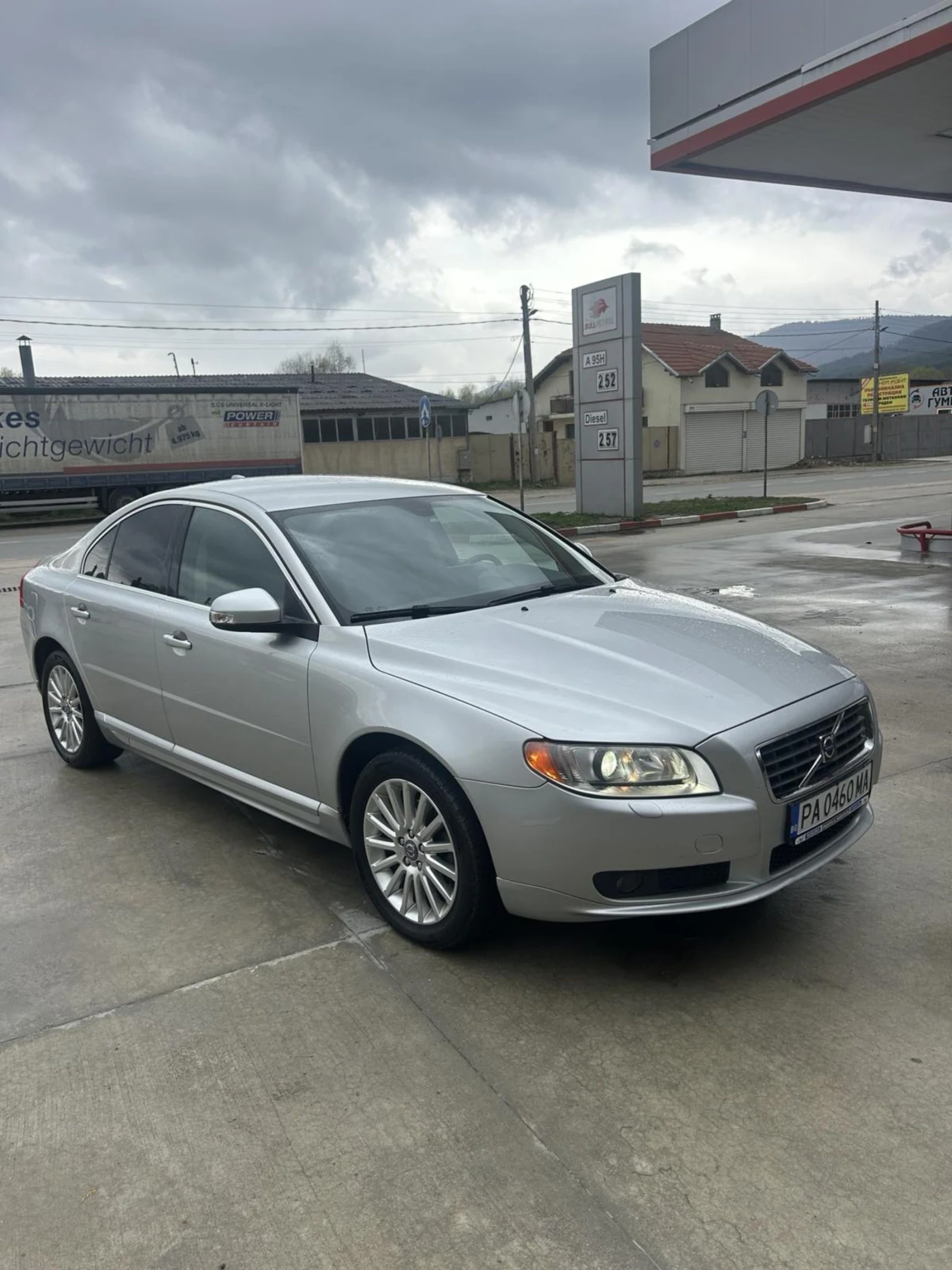 Volvo S80 D5 - изображение 2