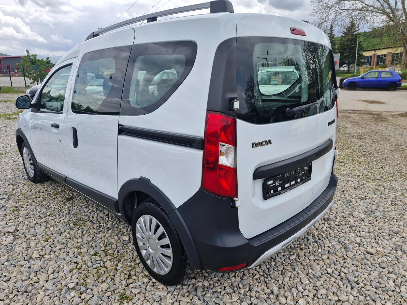 Dacia Dokker 1, 5dci* AC* STEPWAY* FACE*  - изображение 3