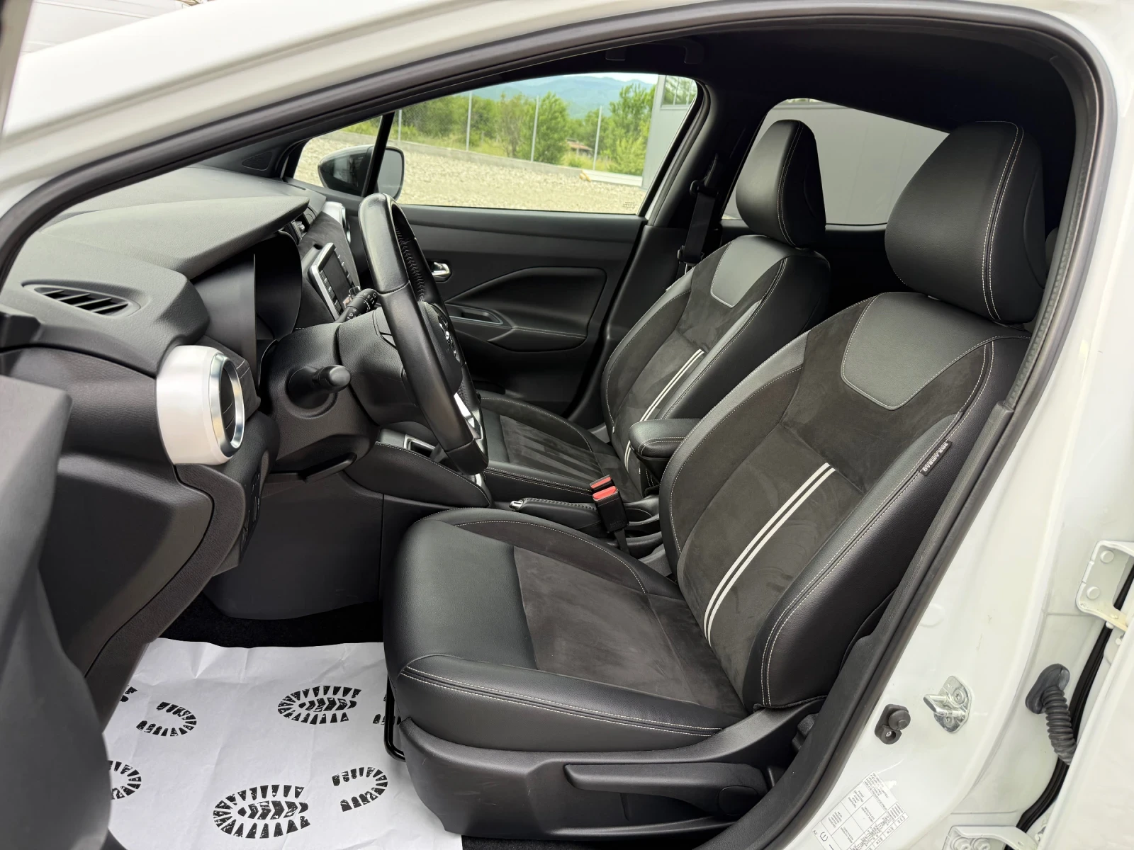 Nissan Micra 1.0i N-SPORT - изображение 10