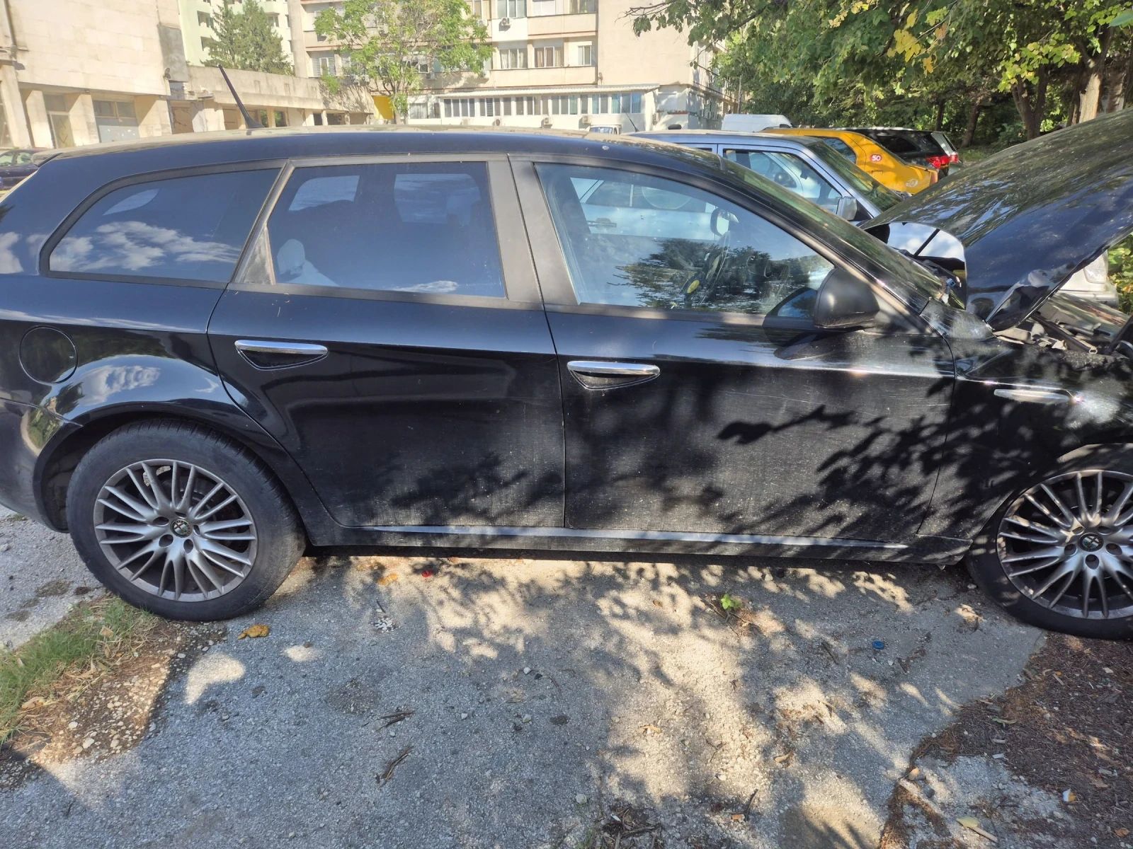 Alfa Romeo 159 sportwagon  - изображение 3