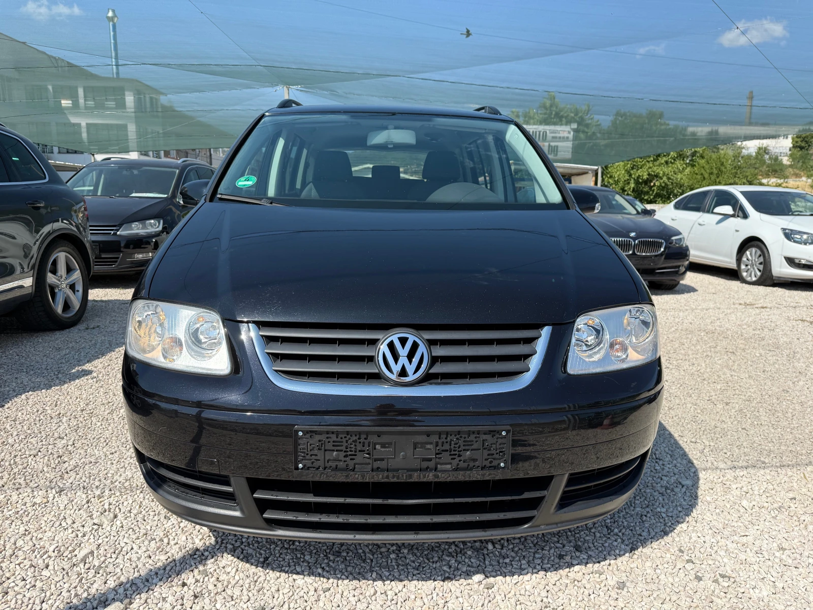 VW Touran 1.9TDi, 105кс, 6+ 1места - изображение 2