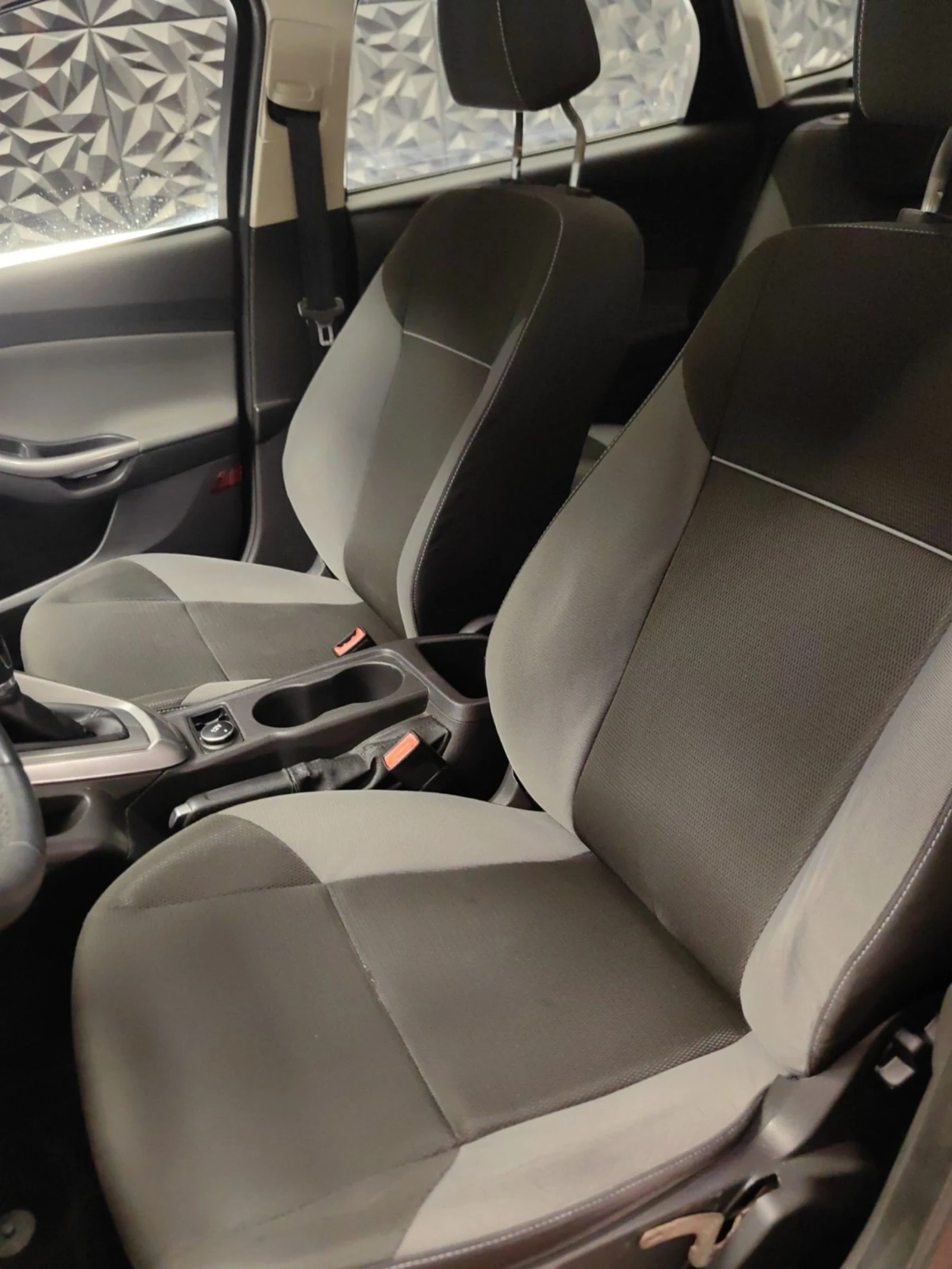 Ford Focus 1.6 * FACE* MULTI* CLIMA* AUX* КАТО НОВ - изображение 6