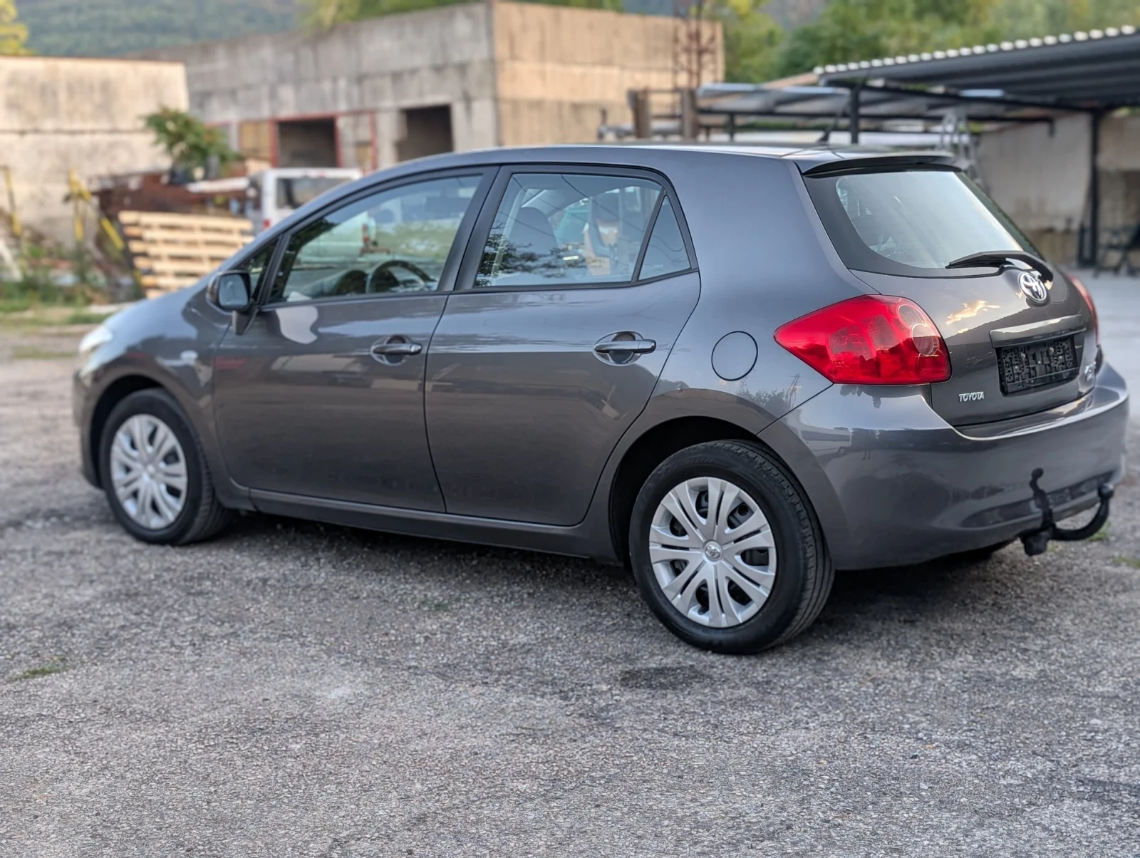 Toyota Auris 1.4 D4D - изображение 5