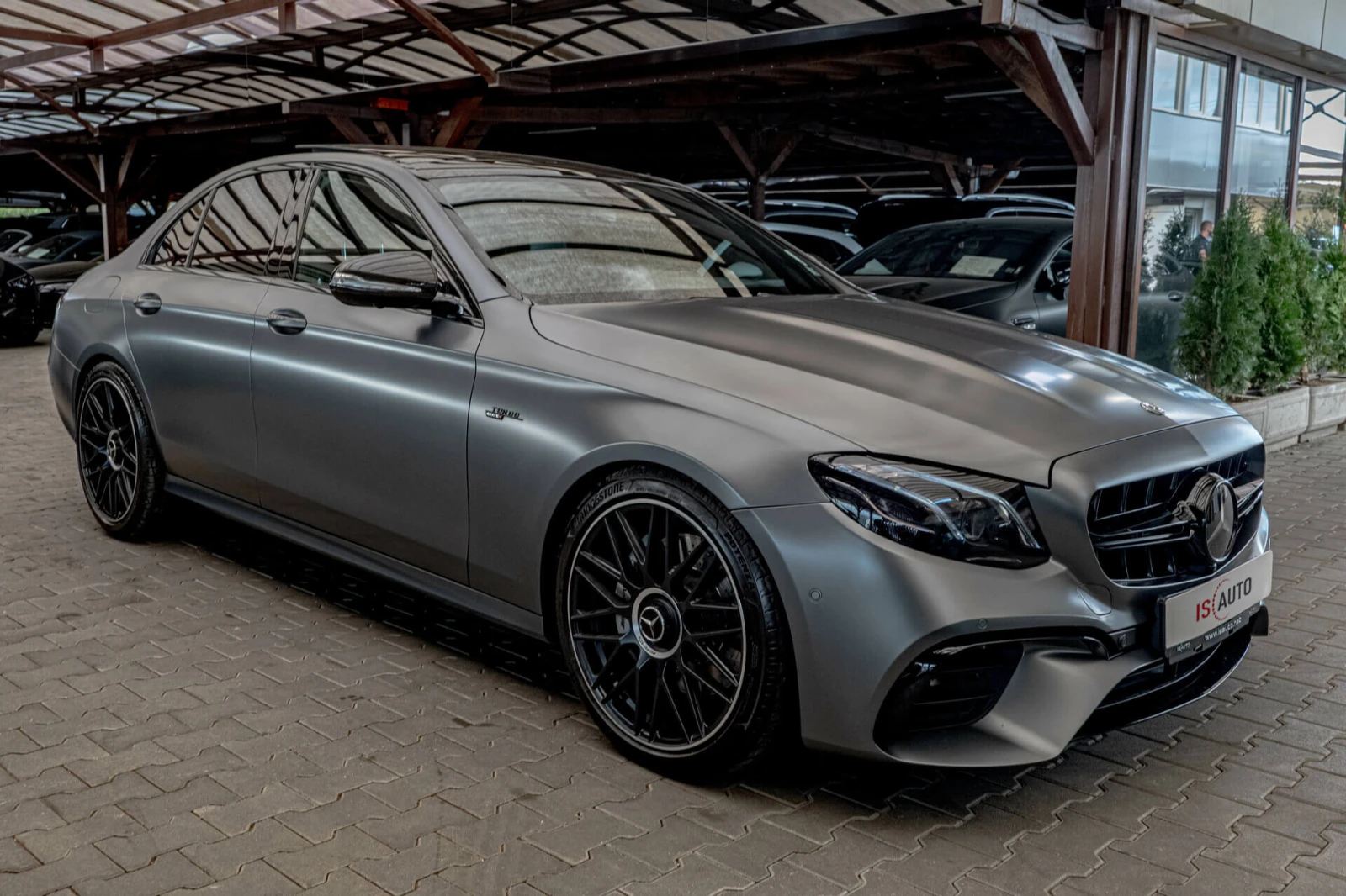 Mercedes-Benz E 53 AMG 4Matic+ /HuD/Burm/Обдухване/Карбон/AIR Matic/ - изображение 3