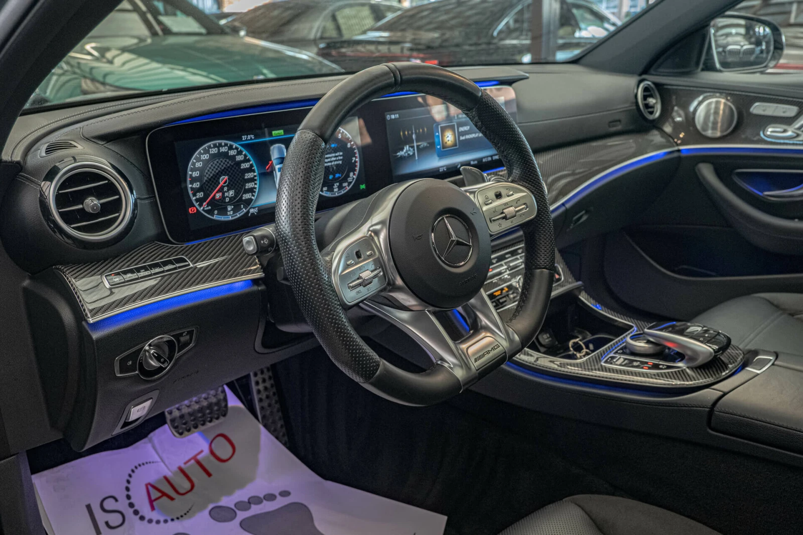 Mercedes-Benz E 53 AMG 4Matic+ /HuD/Burm/Обдухване/Карбон/AIR Matic/ - изображение 7