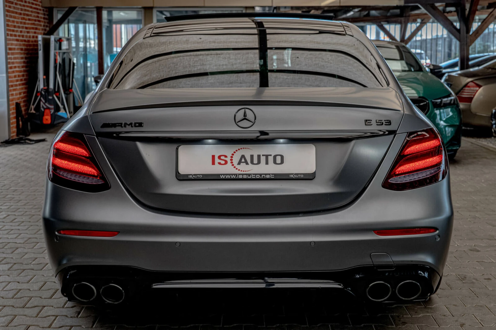 Mercedes-Benz E 53 AMG 4Matic+ /HuD/Burm/Обдухване/Карбон/AIR Matic/ - изображение 4