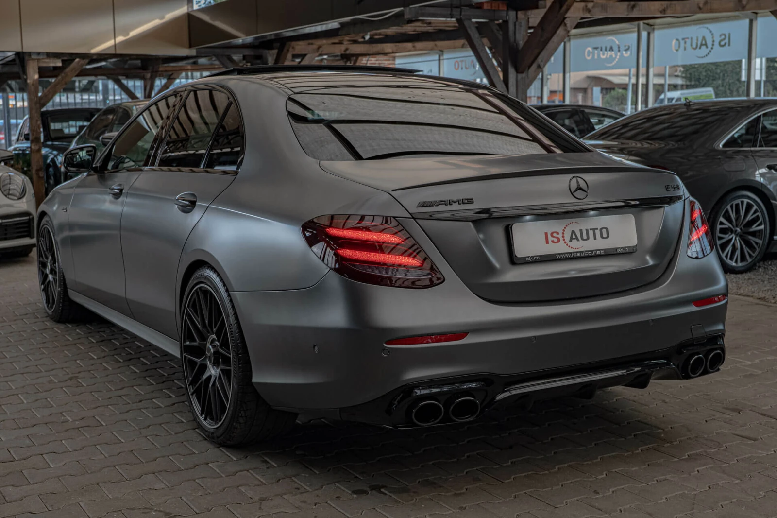 Mercedes-Benz E 53 AMG 4Matic+ /HuD/Burm/Обдухване/Карбон/AIR Matic/ - изображение 5