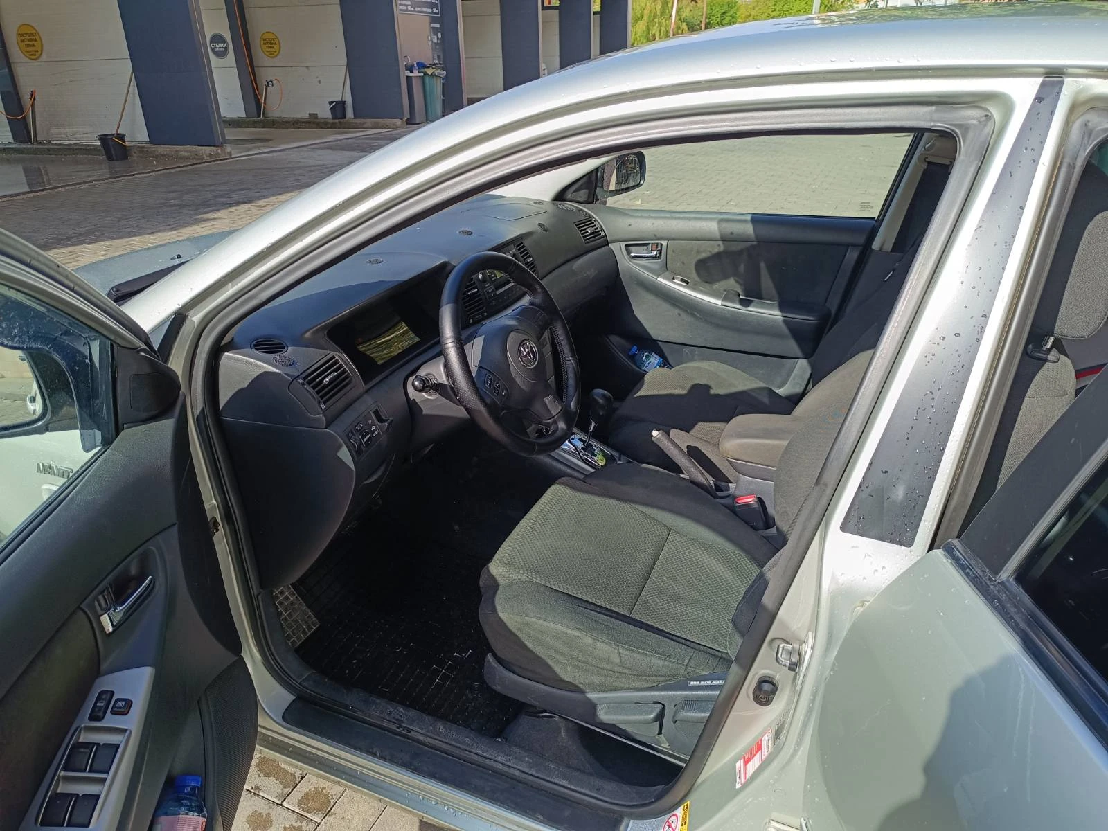 Toyota Corolla Hatchback 1. 4 D-4D SOL MMT 2005 - изображение 7