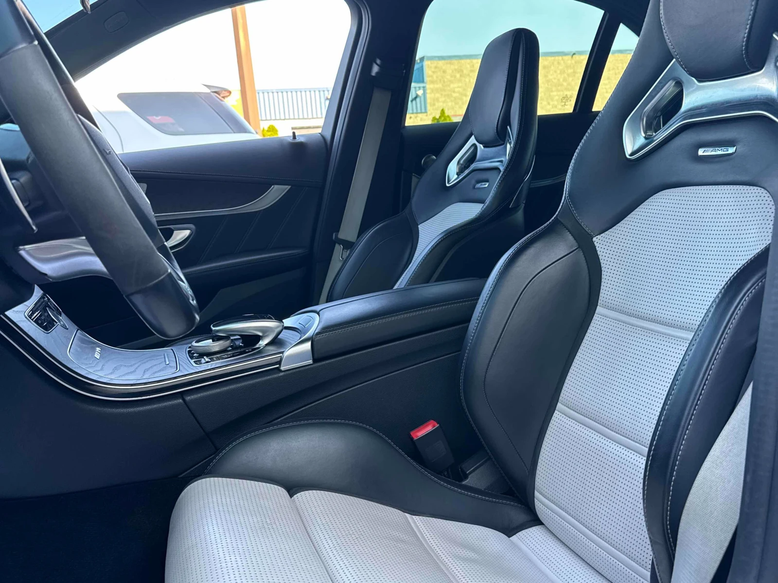 Mercedes-Benz C 63 AMG S * * CARFAX * * АВТО КРЕДИТ * *  - изображение 9