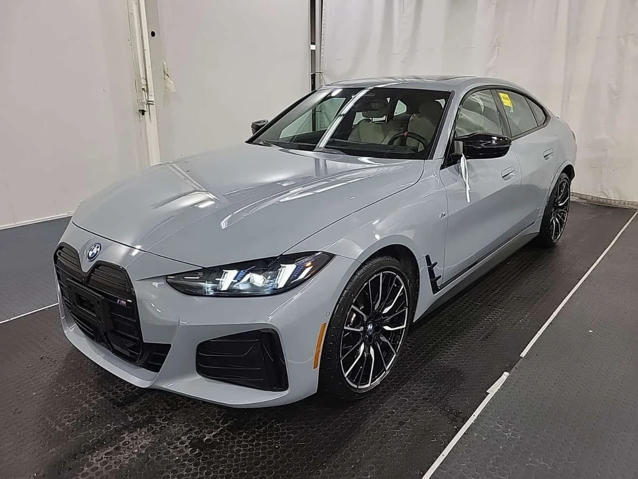 BMW i4 M50 XDRIVE/360/DISTRONIC/ЛАЗЕРИ/HARMAN KARDON | Auto.bg — изображение 1