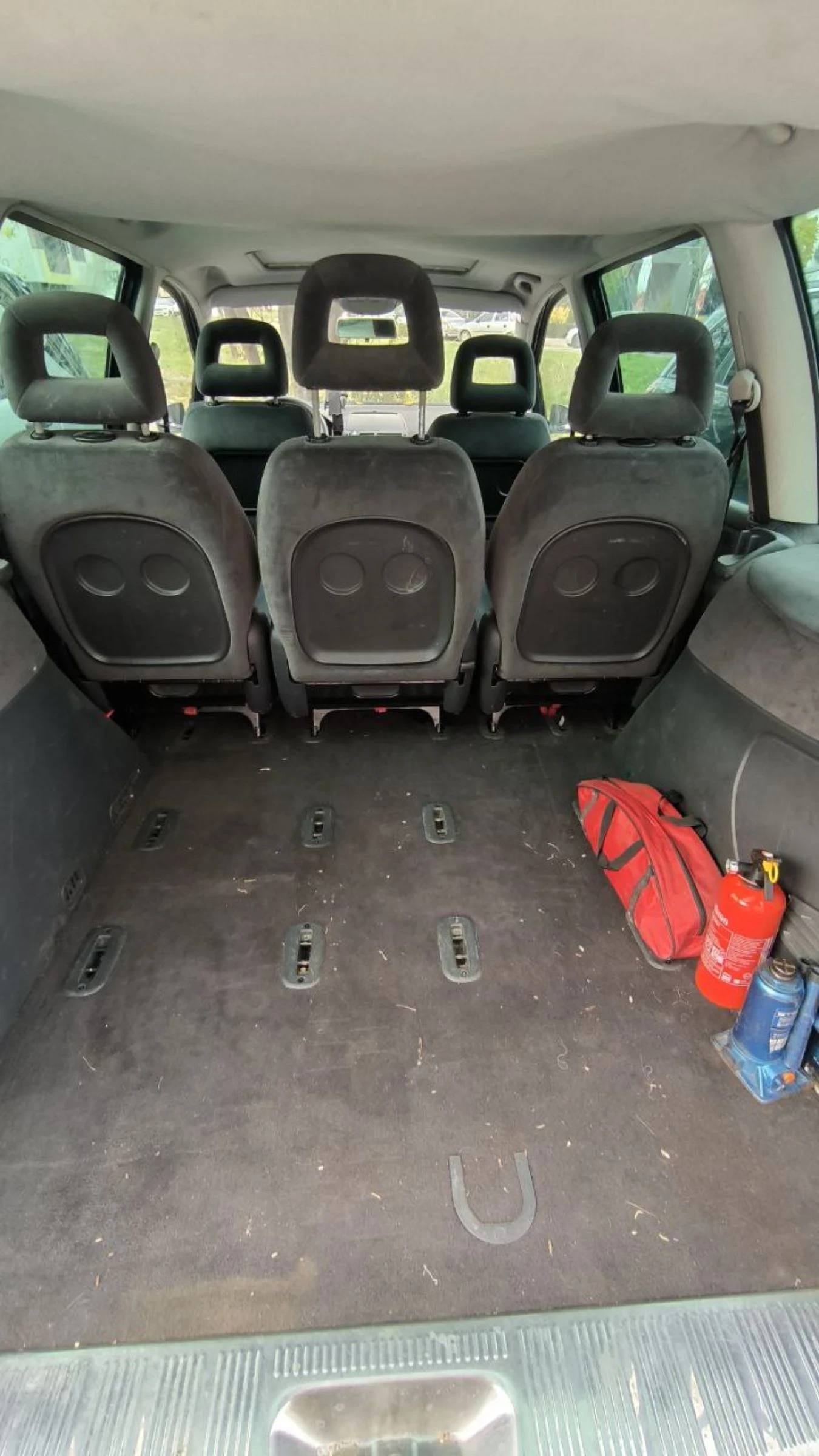 VW Sharan 1.9 TDI, снимка 3 - Автомобили и джипове - 54240843