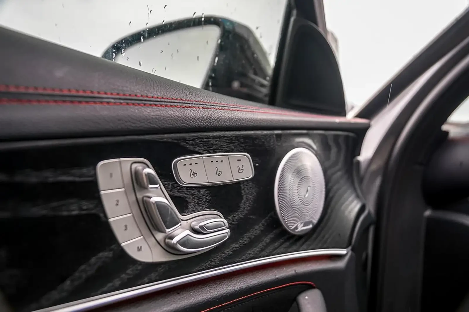 Mercedes-Benz E 43 AMG * Фиксирана цена до БГ * FULL * , снимка 12 - Автомобили и джипове - 54452325