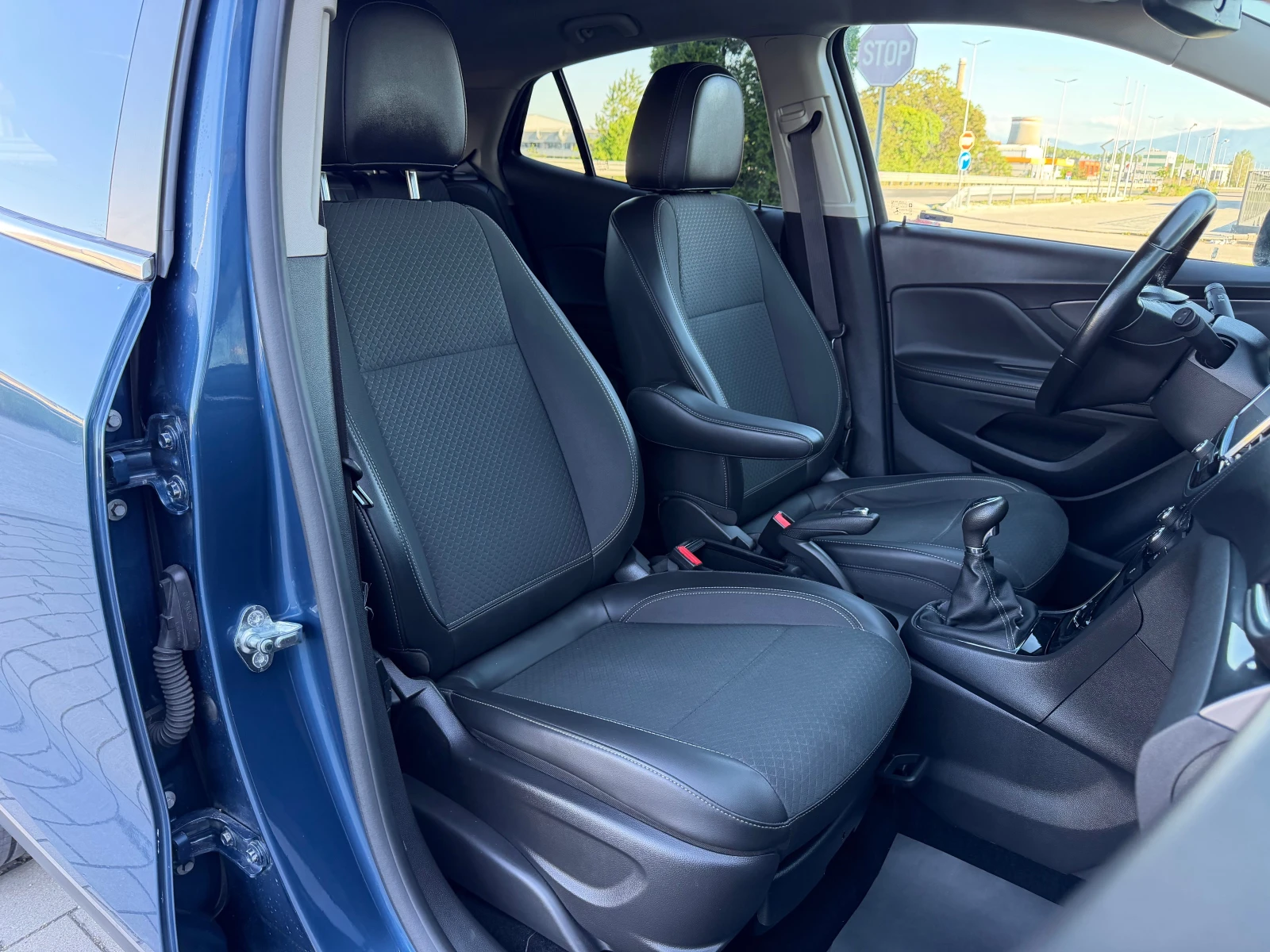 Opel Mokka X 1.4T-COSMO-КАМЕРА-НАВИГАЦИЯ-KEYLESS-GO-АВТОПИЛОТ-, снимка 13 - Автомобили и джипове - 54562133