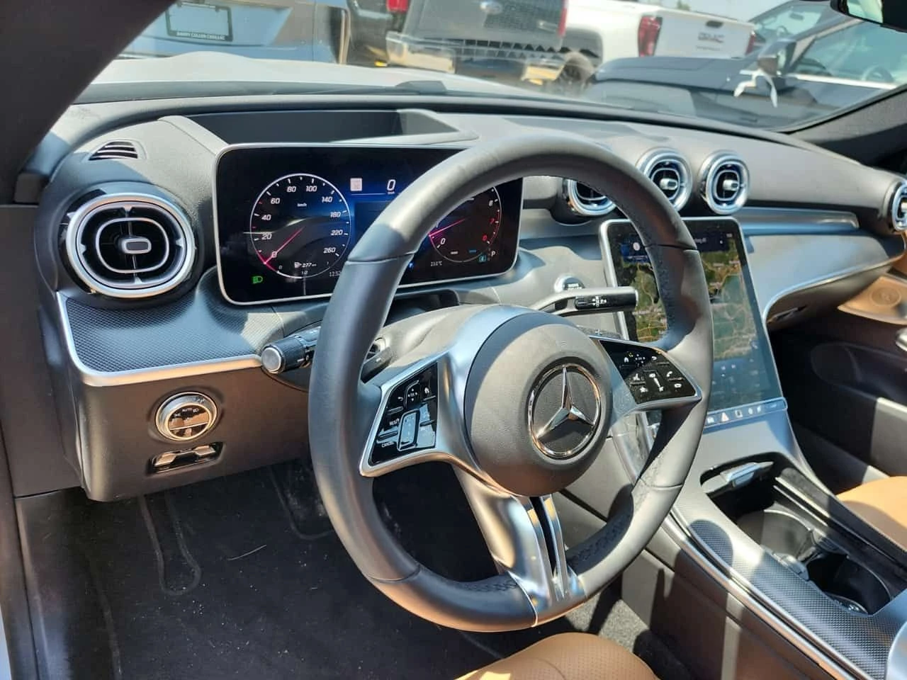 Mercedes-Benz CLE 300 * CARFAX * БЕЗ ПЪРВОНАЧАЛНА ВНОСКА, снимка 10 - Автомобили и джипове - 55475350