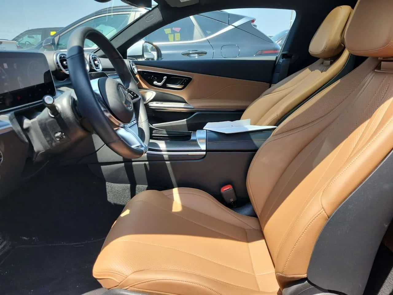 Mercedes-Benz CLE 300 * CARFAX * БЕЗ ПЪРВОНАЧАЛНА ВНОСКА, снимка 5 - Автомобили и джипове - 55475350