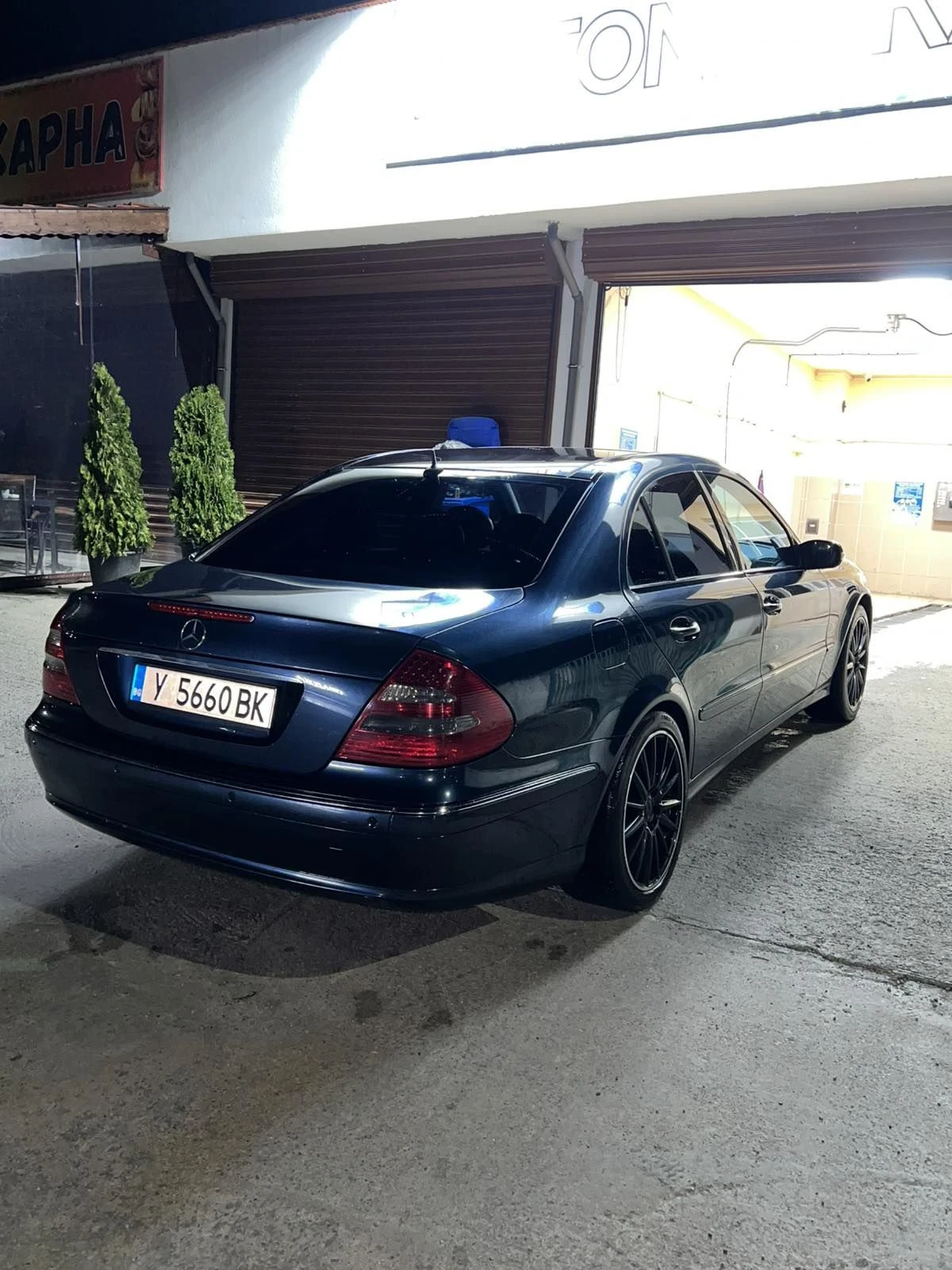 Mercedes-Benz E 270, снимка 7 - Автомобили и джипове - 55854106