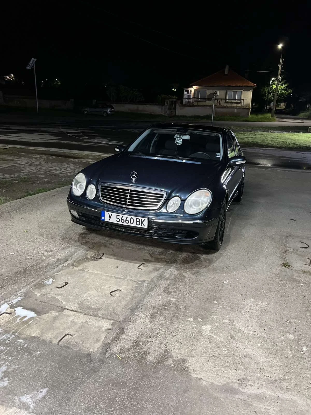 Mercedes-Benz E 270, снимка 2 - Автомобили и джипове - 55854106