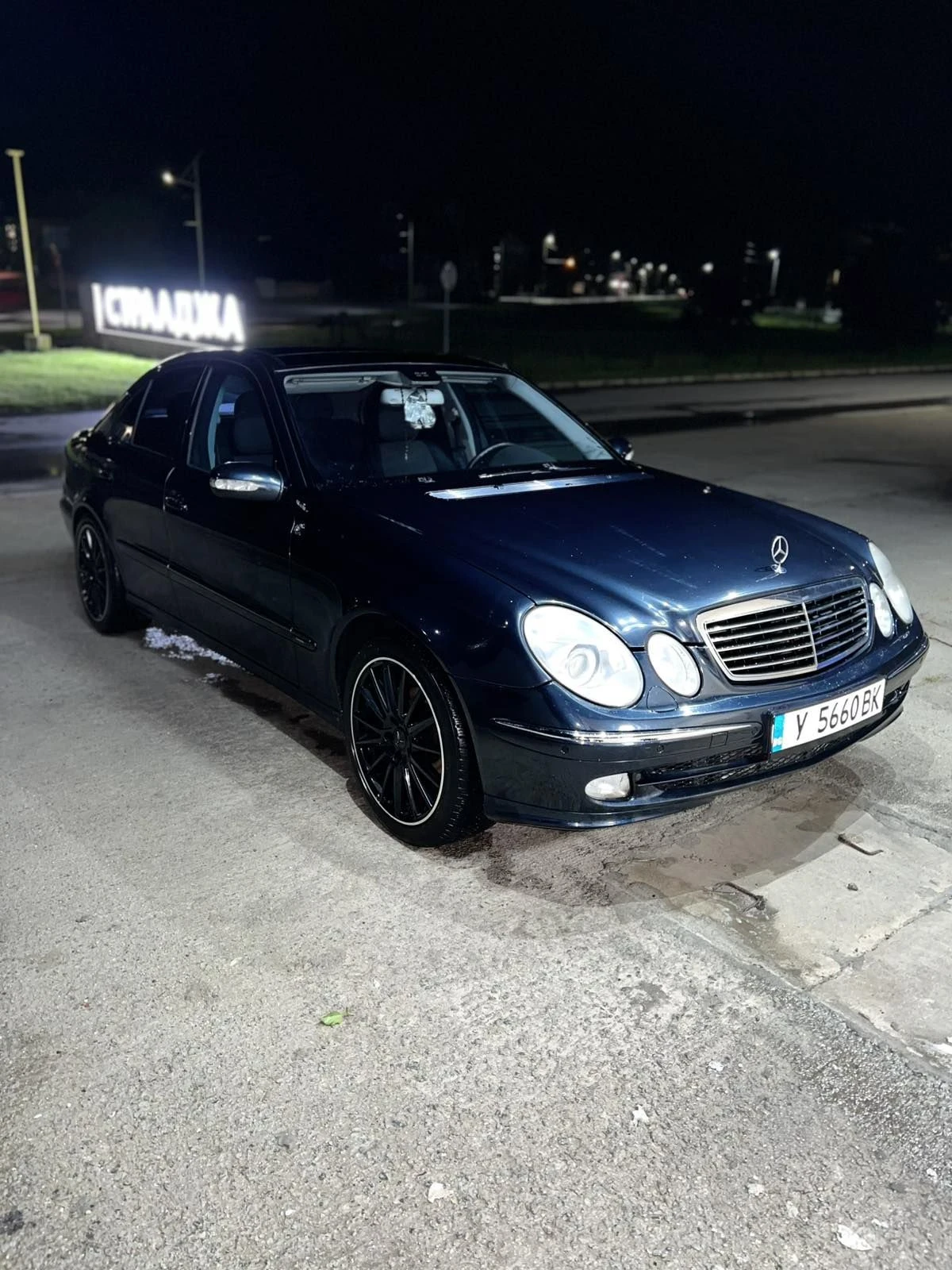 Mercedes-Benz E 270, снимка 4 - Автомобили и джипове - 55854106
