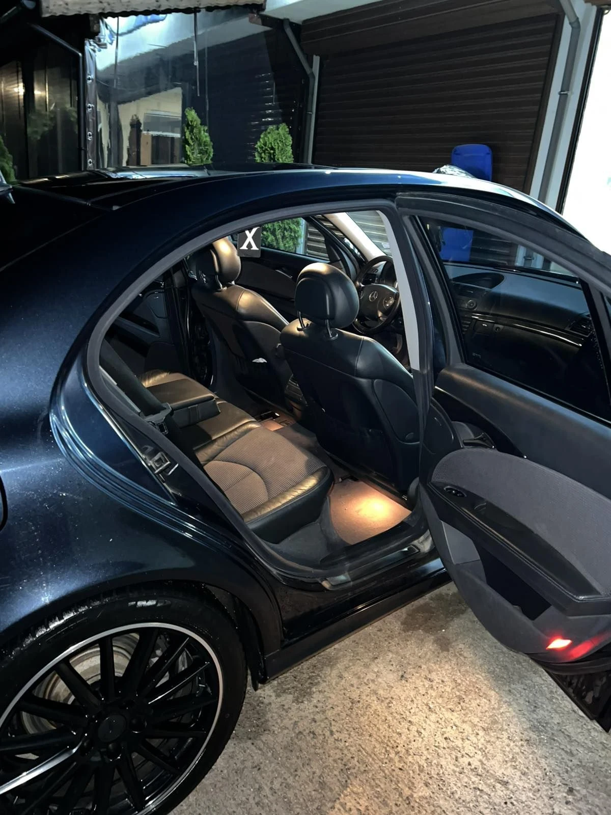 Mercedes-Benz E 270, снимка 10 - Автомобили и джипове - 55854106