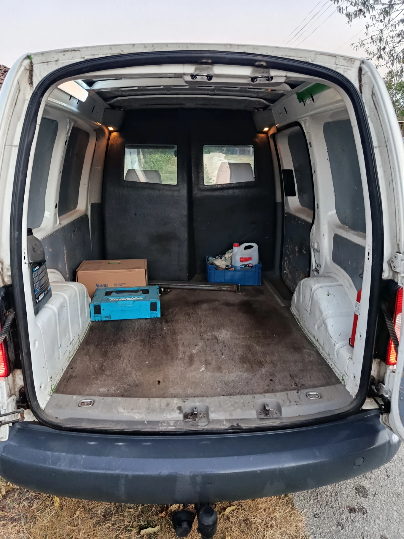 VW Caddy, снимка 6 - Автомобили и джипове - 55879457