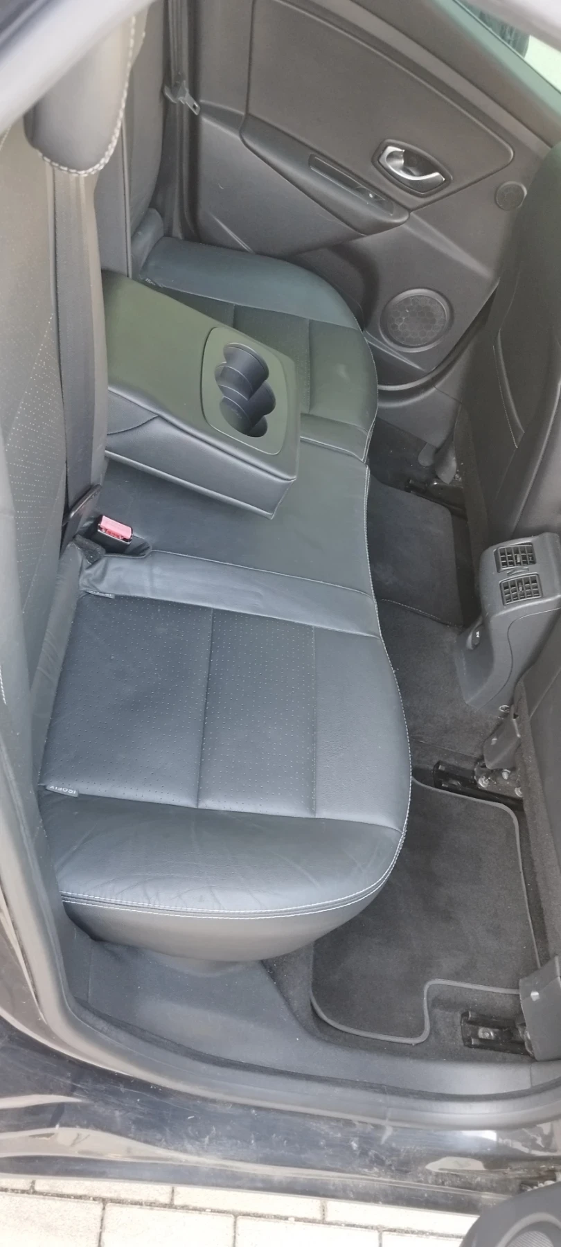 Renault Megane Megane Grandtour Privilеge 2.0, снимка 8 - Автомобили и джипове - 56740903