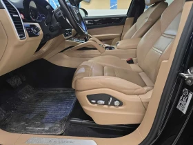 Porsche Cayenne AWD/ОБДУХ/ПОДГРЕВ/ПАНО+ ГУМИ/ОТ ПРЕДСТАВИТЕЛСТВО, снимка 10