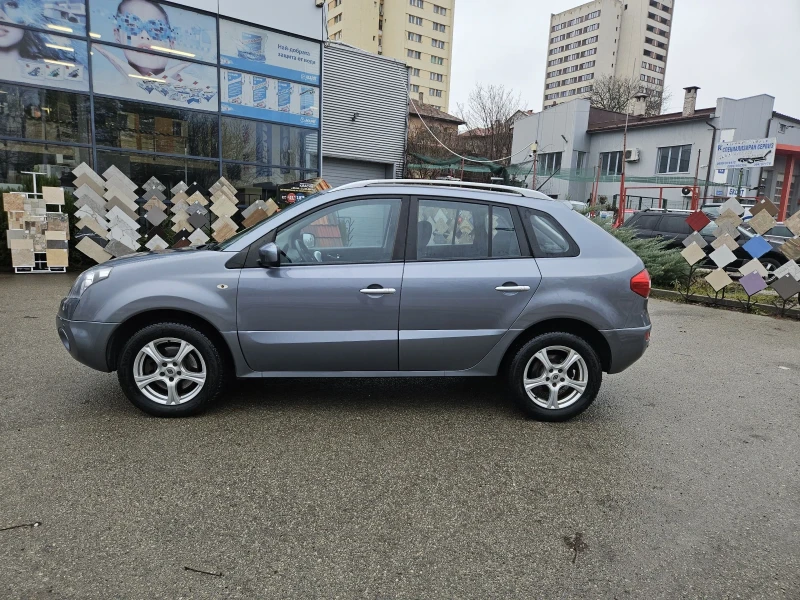 Renault Koleos 2.0dci---AUTOMAT, снимка 4 - Автомобили и джипове - 48295376